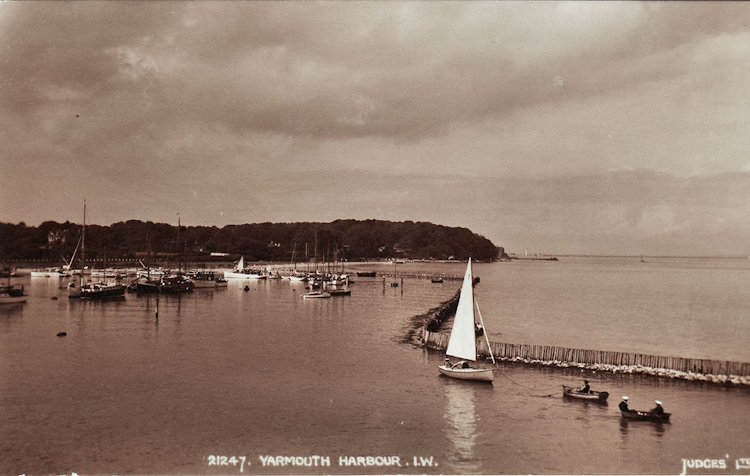 Yarmouth Harbour looking west